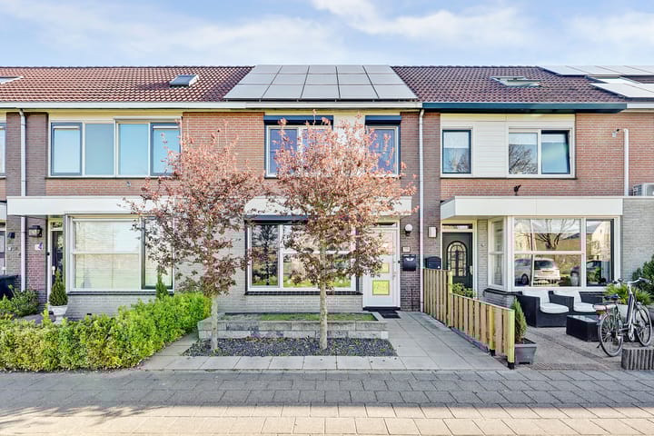 Beemdkroon 80 in Tiel