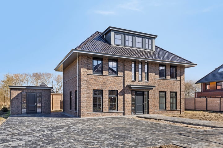 Photo of property Beemdlaar 75, Almere
