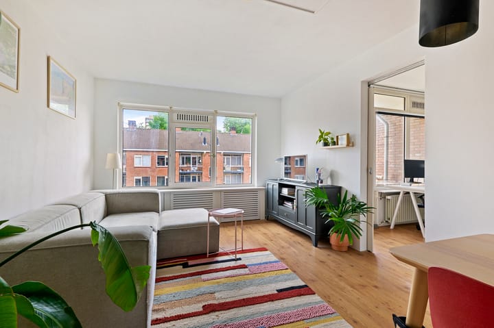 Photo of property Beemsterstraat 434, Amsterdam