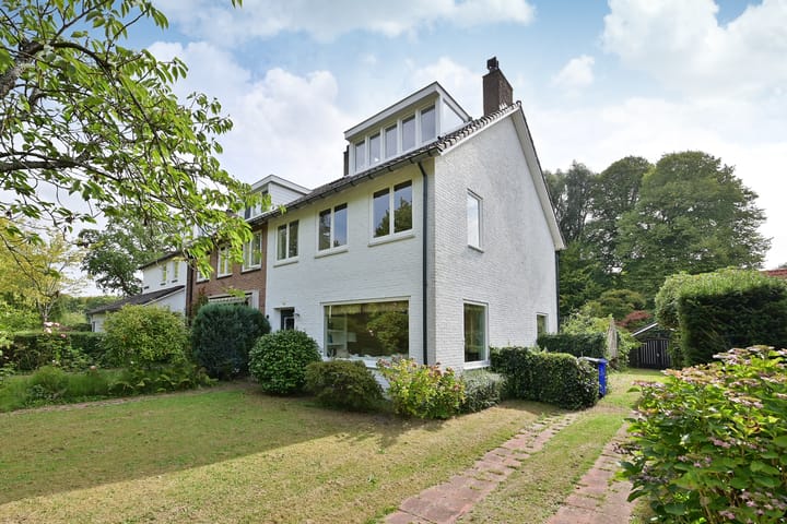 Photo of property Beethovenlaan 11, Naarden