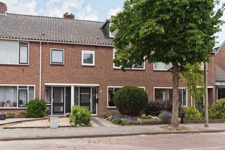 Photo of property Beethovenlaan 14, Aalsmeer