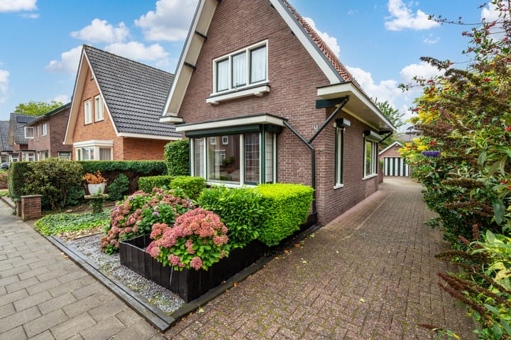 Beethovenlaan 24 in Apeldoorn foto