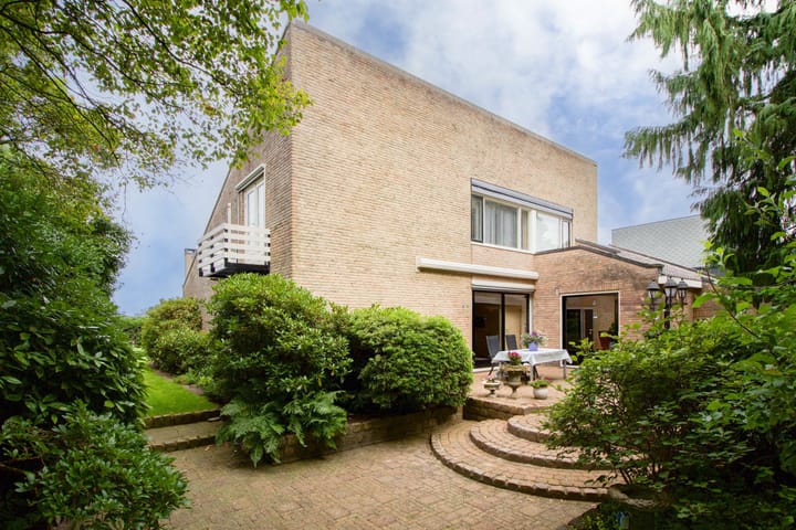 Photo of property Beethovenlaan 97, Bunschoten-Spakenburg