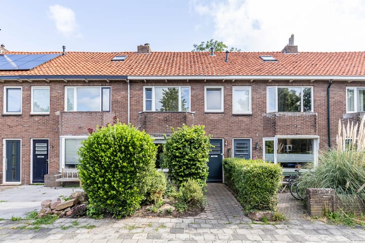 Photo of property Beethovenstraat 22, Leeuwarden