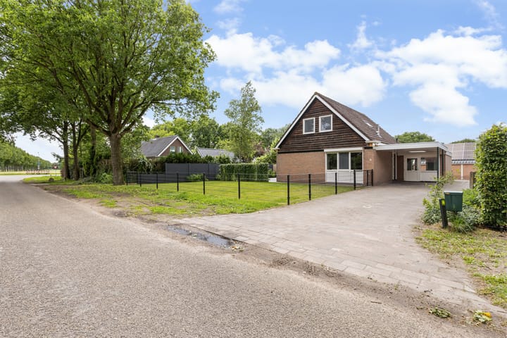 Photo of property Beetserweg 100, Sellingen