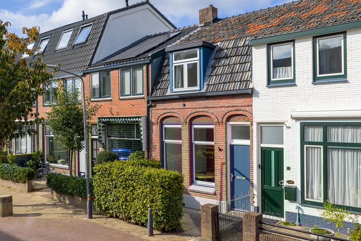 Begoniastraat 12 in Hilversum foto