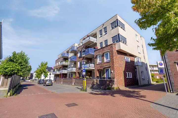 Begoniastraat 180-35 in Enschede photo