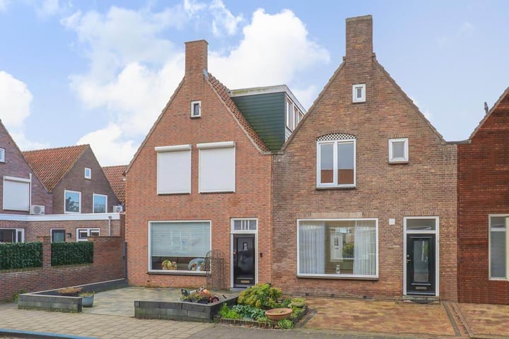 Begoniastraat 3 in Volendam