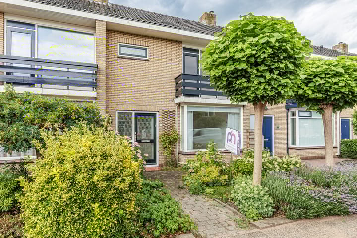 Foto van woning Begoniastraat 34, Oud-Beijerland