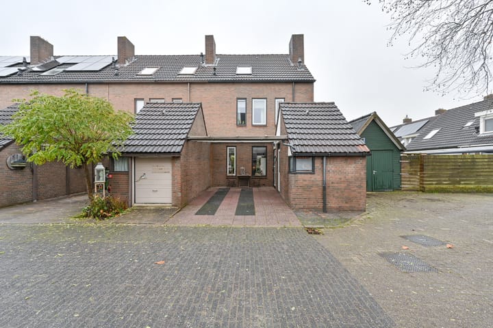 Photo of property Behringhof 39, Hoogeveen