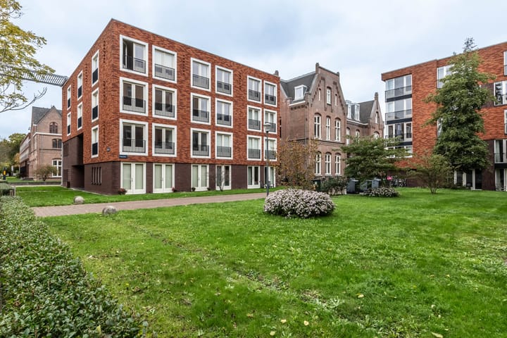 Bellevuelaan 76 in Haarlem foto