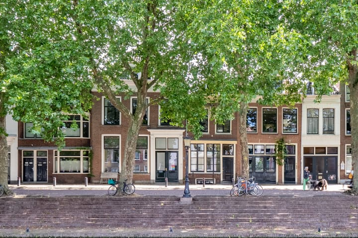 Bemuurde Weerd O.Z. 28E in Utrecht photo
