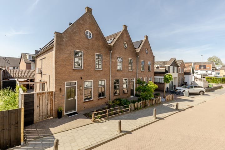 Beneden Havendijk 13 in 's-Gravendeel