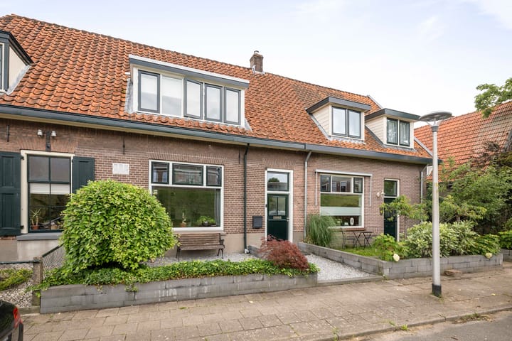 Benedendijk 56 in Olst