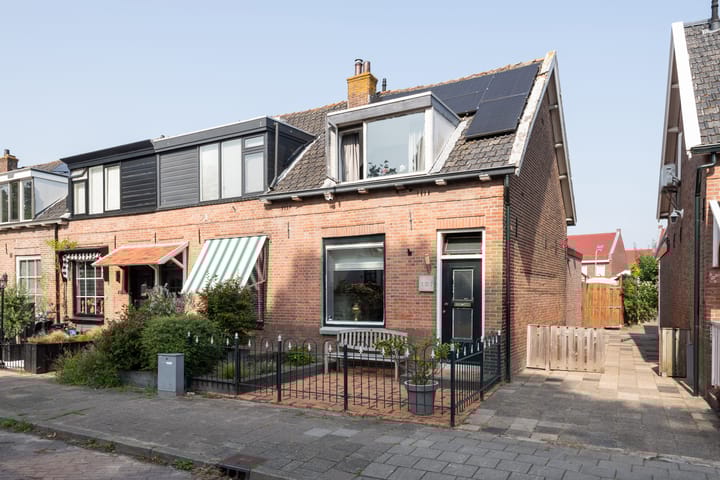 Photo of property Benedenrijweg 107, Ridderkerk