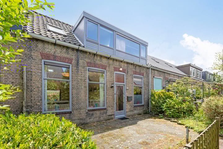Photo of property Benedenrijweg 235, Rotterdam