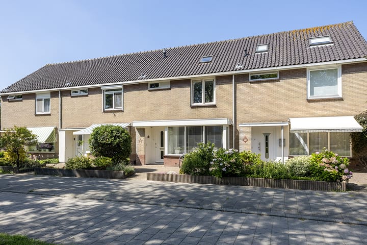Beneluxlaan 296 in Heemskerk Foto