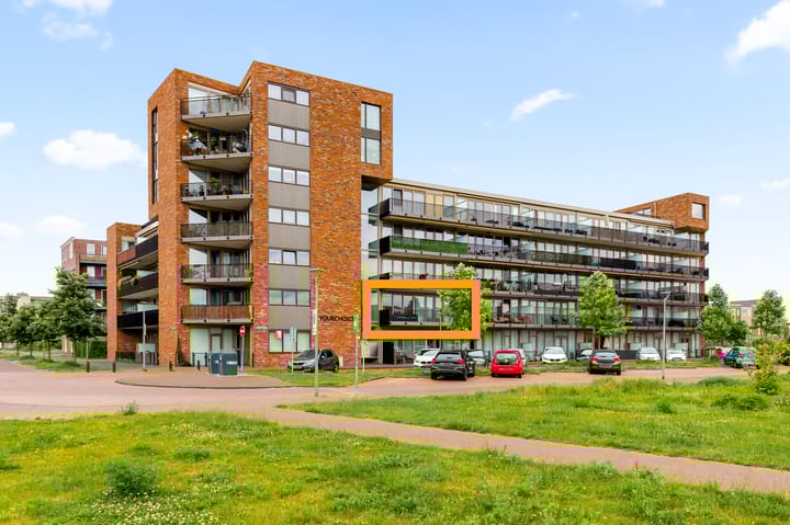 Beneluxlaan 724 in Almere Foto