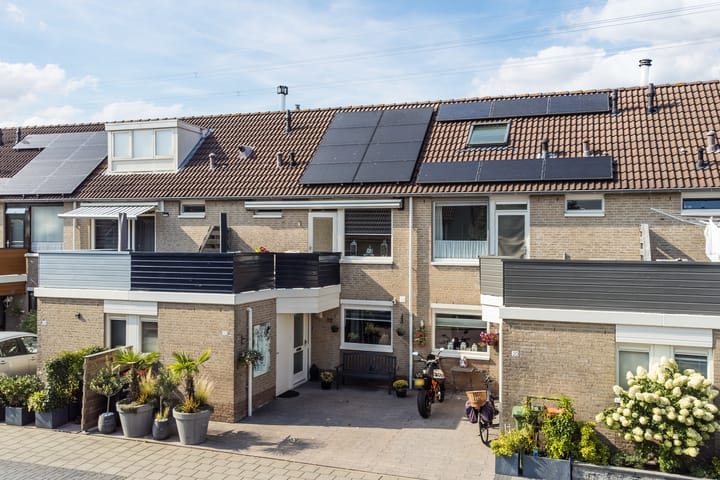 Bennebroekstraat 22 in Zaandam