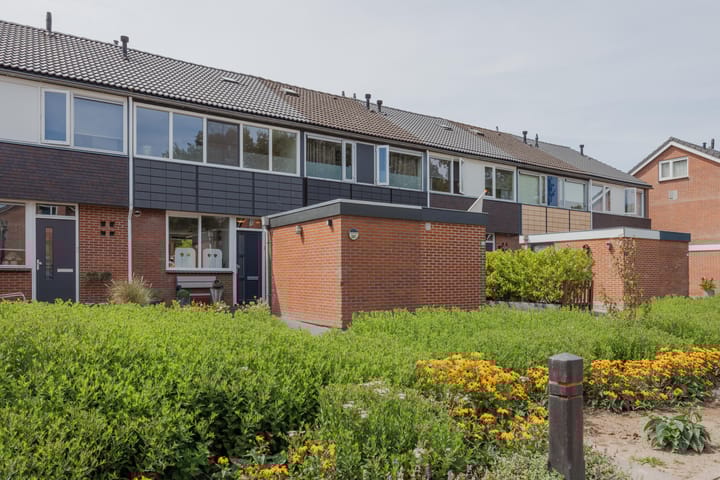 Benraatshoef 241 in Raamsdonksveer