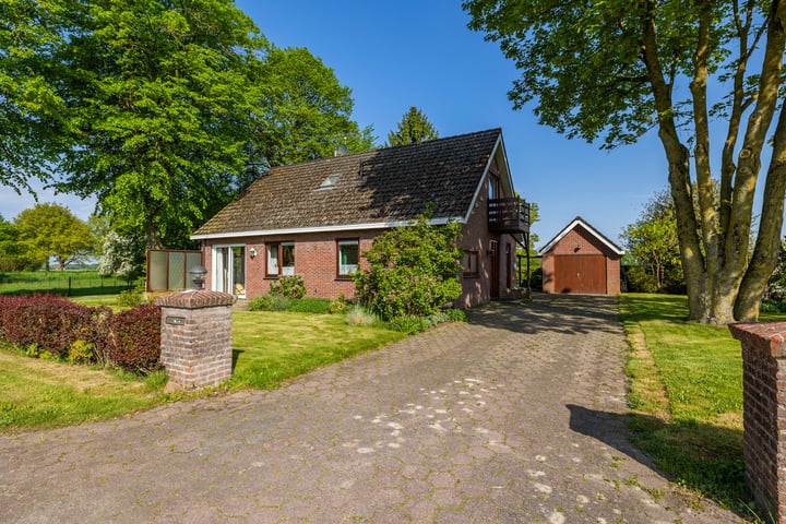 Benterdijk 1 in Dalen