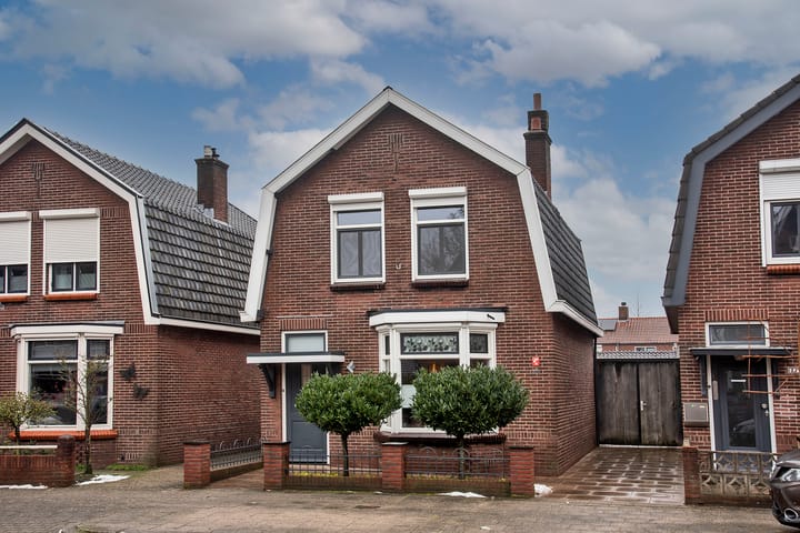 Photo of property Berfloweg 217, Hengelo