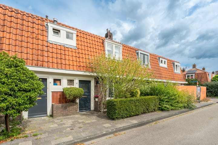 Bergenvaarderstraat 8 in Amstelveen