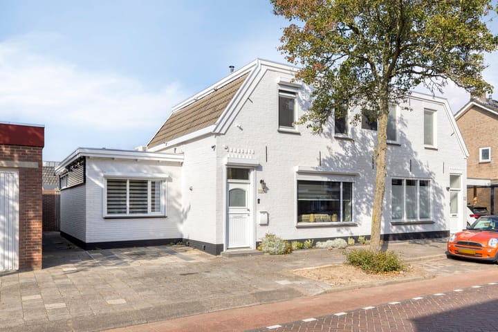 Berghemseweg 124 in Oss foto
