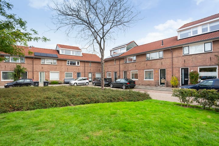 Photo of property Bergplein 16, Rotterdam