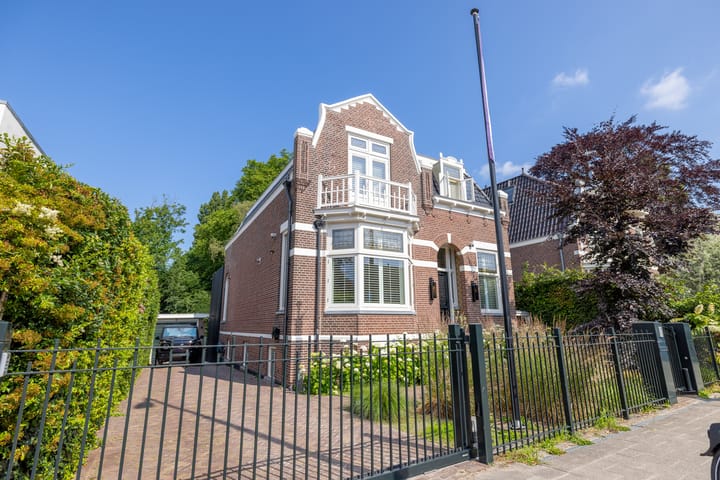 Bergse Dorpsstraat 4 in Rotterdam