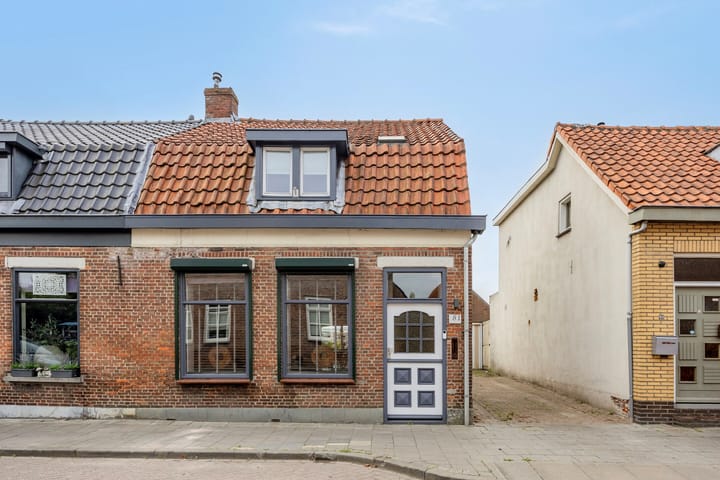 Bergsestraat 81 in Wouw foto