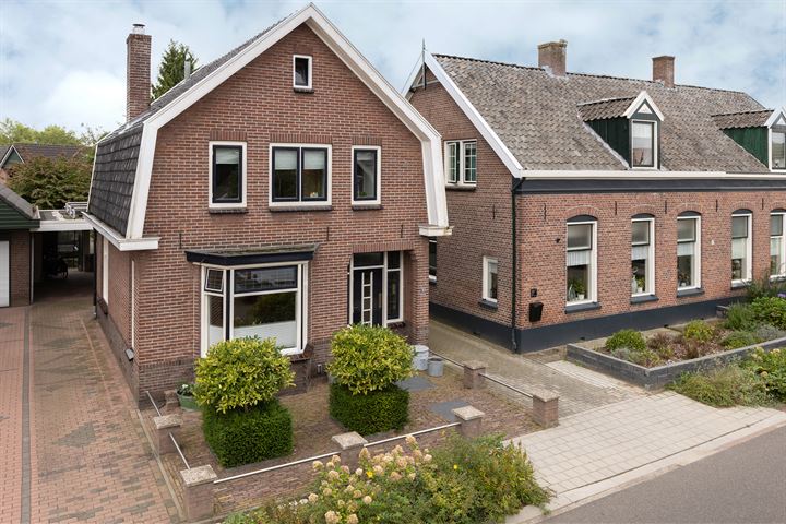 Bergstraat 13 in Neede