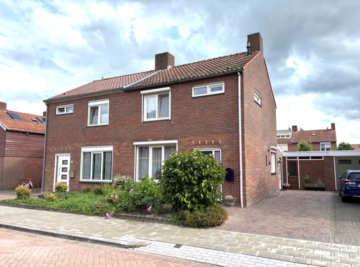 Berkenlaan 16 in Neer