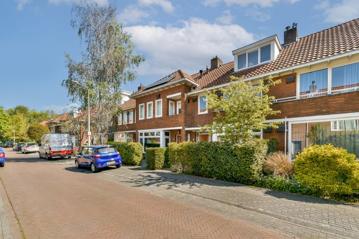 Photo of property Berkenrodelaan 12, Amstelveen