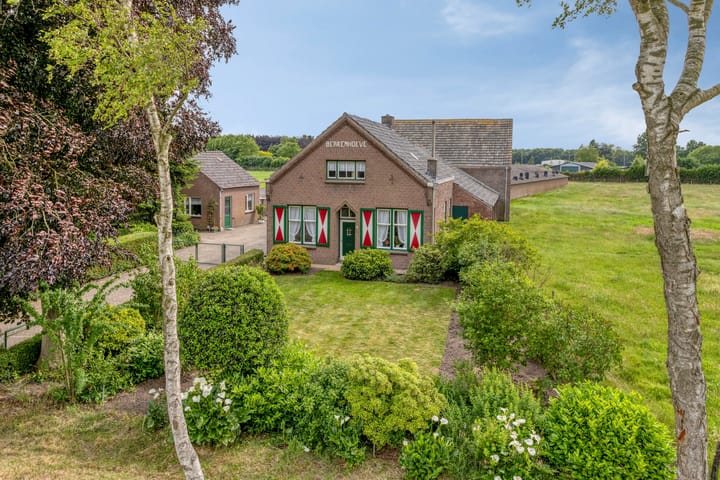 Photo of property Berkenstraat 10, Oosteind
