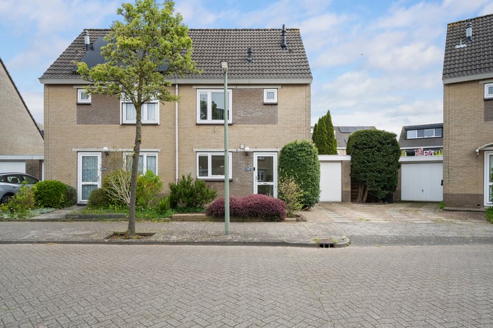 Berlage-erf 147 in Dordrecht