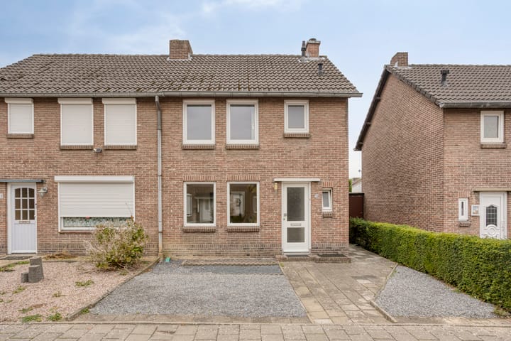 Photo of property Bernadettelaan 50, Landgraaf