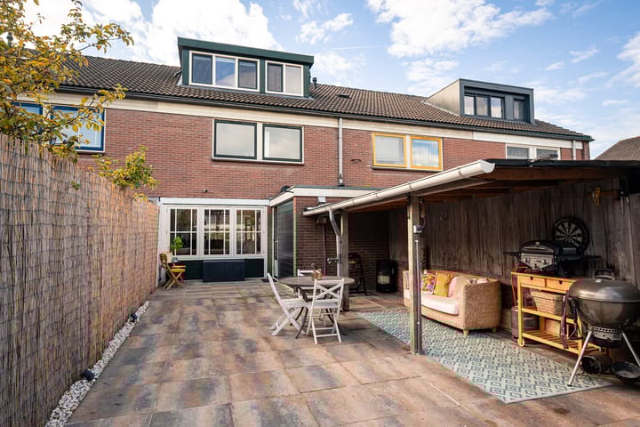 Photo of property Bernadottestraat 93, Hoofddorp