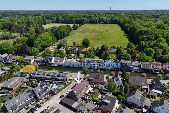 Photo of property Bernard van Beeklaan 147, Kortenhoef