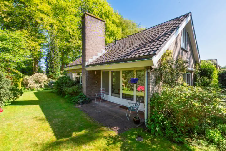 Photo of property Bernard Zweerslaan 31, Baarn