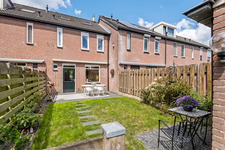 Bernhardlaan 16 in Beusichem