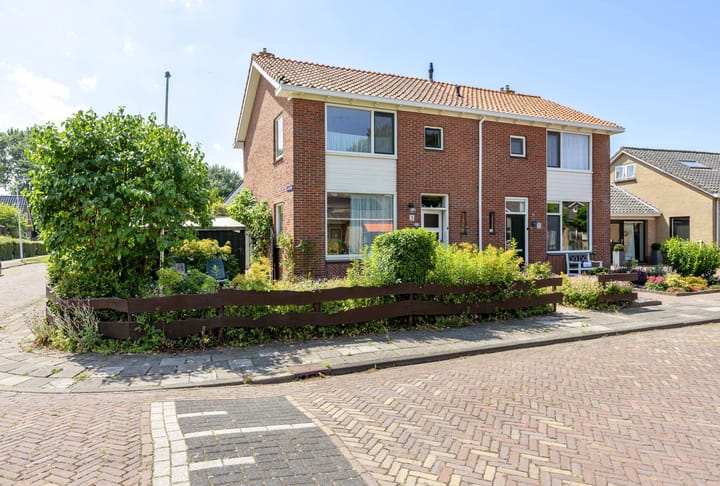 Foto van woning Bernhardlaan 3, Midlum