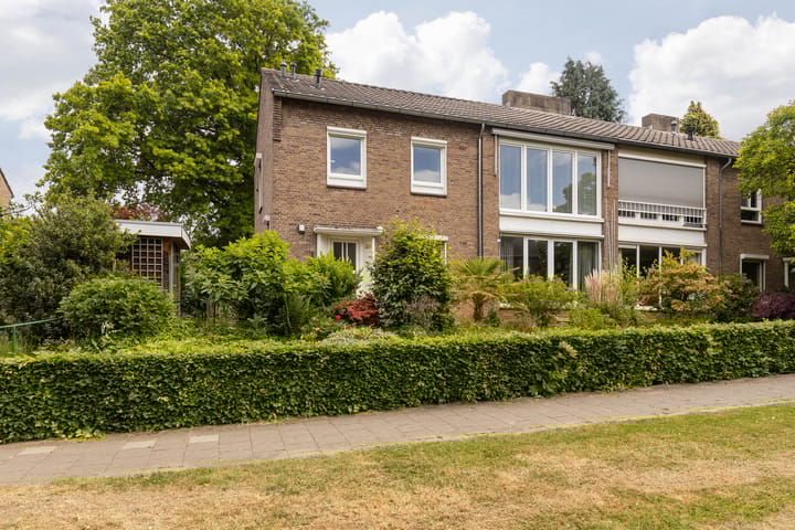 Bernhardlaan 30 in Sittard