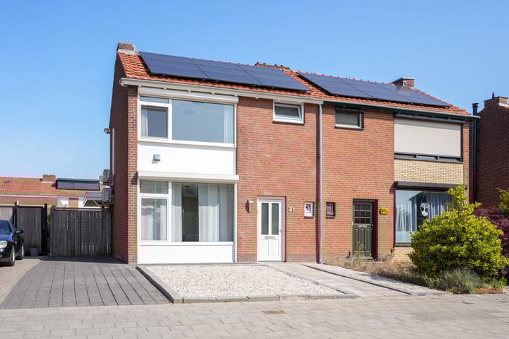 Bernhardstraat 21 in Urmond