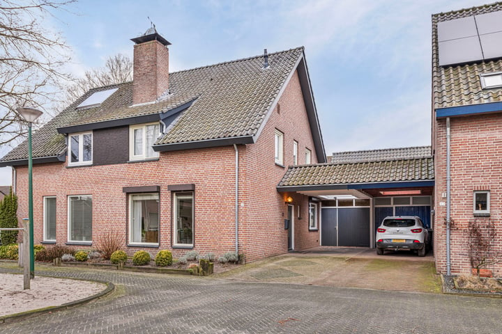 Bernhardstraat 22 in Heeswijk-Dinther