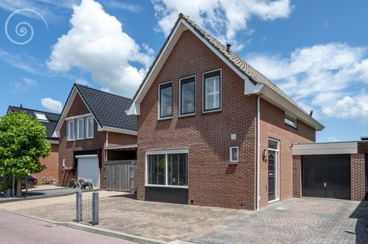 Bernhardstraat 41 in Melissant foto