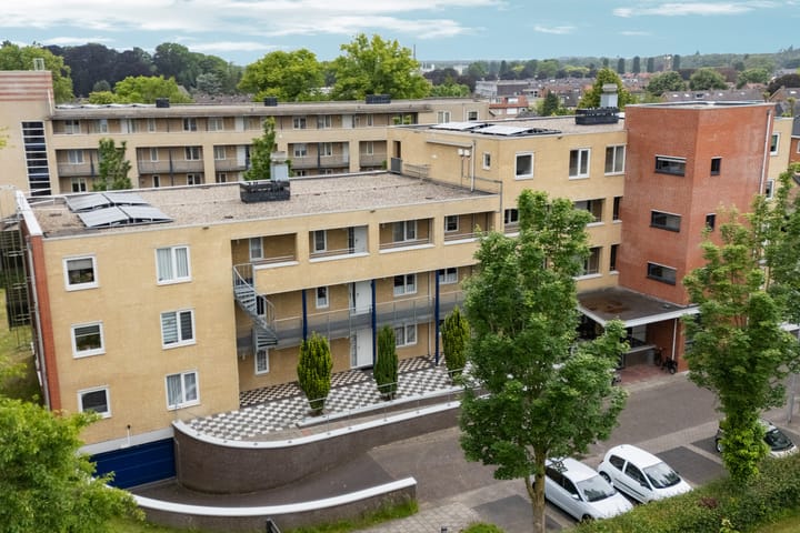 Bernstein 52 in Eerbeek Foto