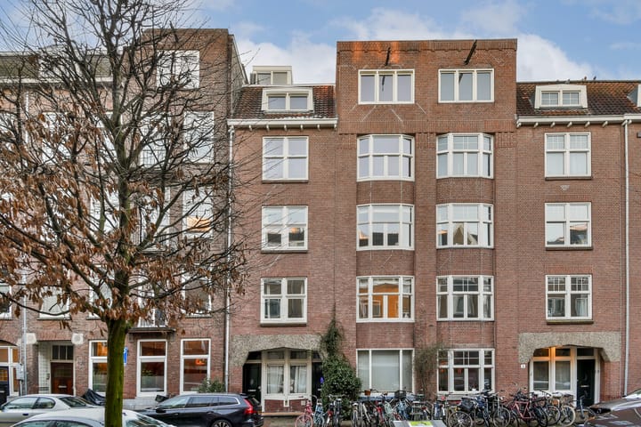 Bestevâerstraat 3-3 in Amsterdam photo