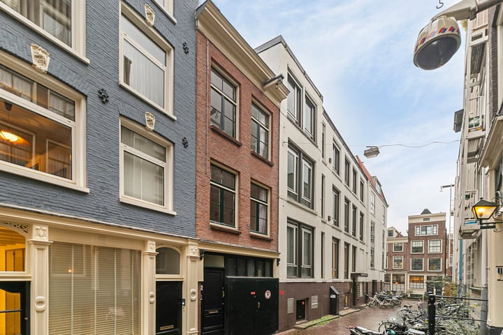 Bethaniëndwarsstraat 8-H in Amsterdam