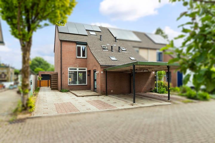Betsy Westendorpstraat 6 in Apeldoorn